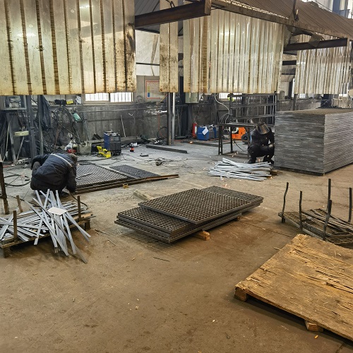 異形鋼格板鋼格柵提升港口運(yùn)輸?shù)陌踩? /> 
</p>
5.
<h2>
	<strong><a href=