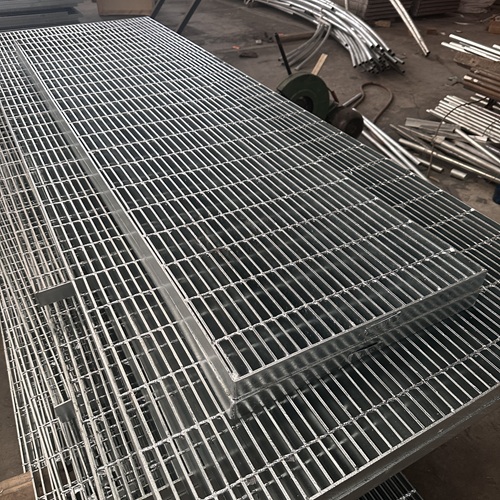 鋼格板熱鍍鋅技術好在哪？防腐耐用的核心